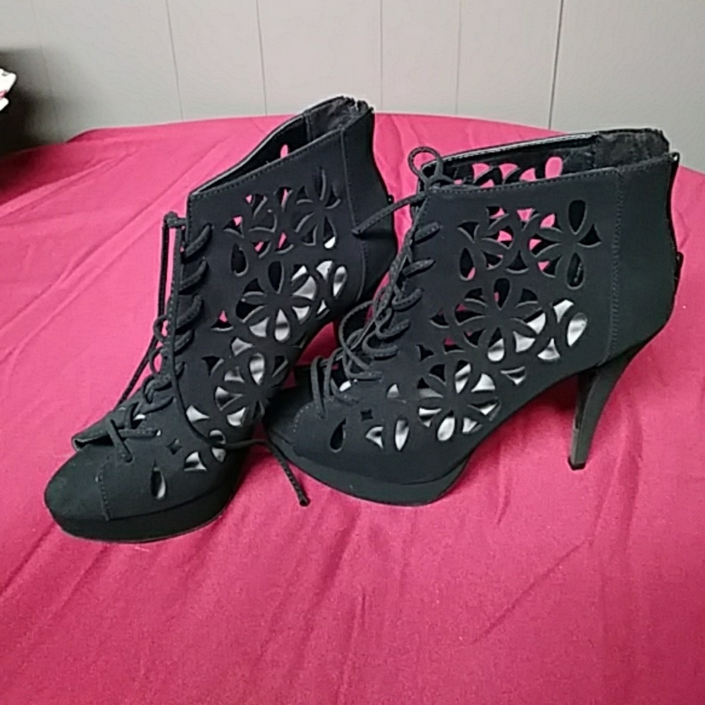 Apt 9 lace up platform heels